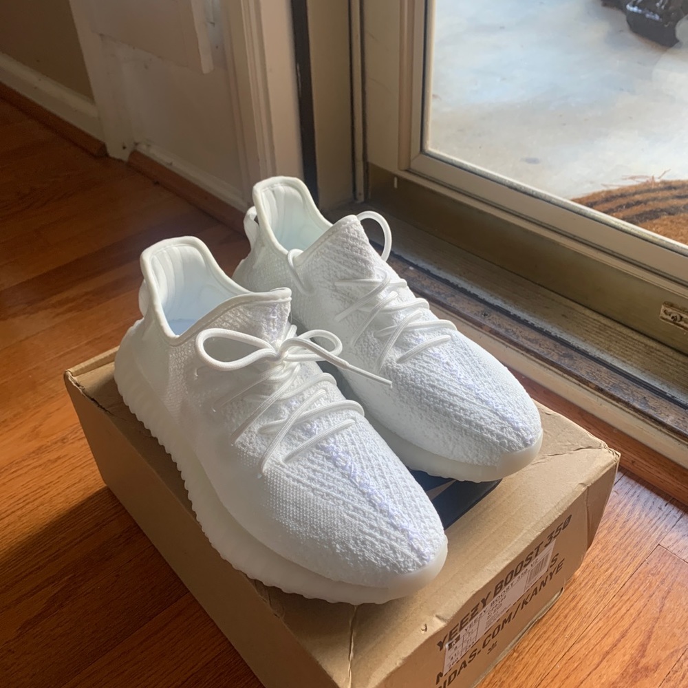 Yeezy 350 (white/Triple white)